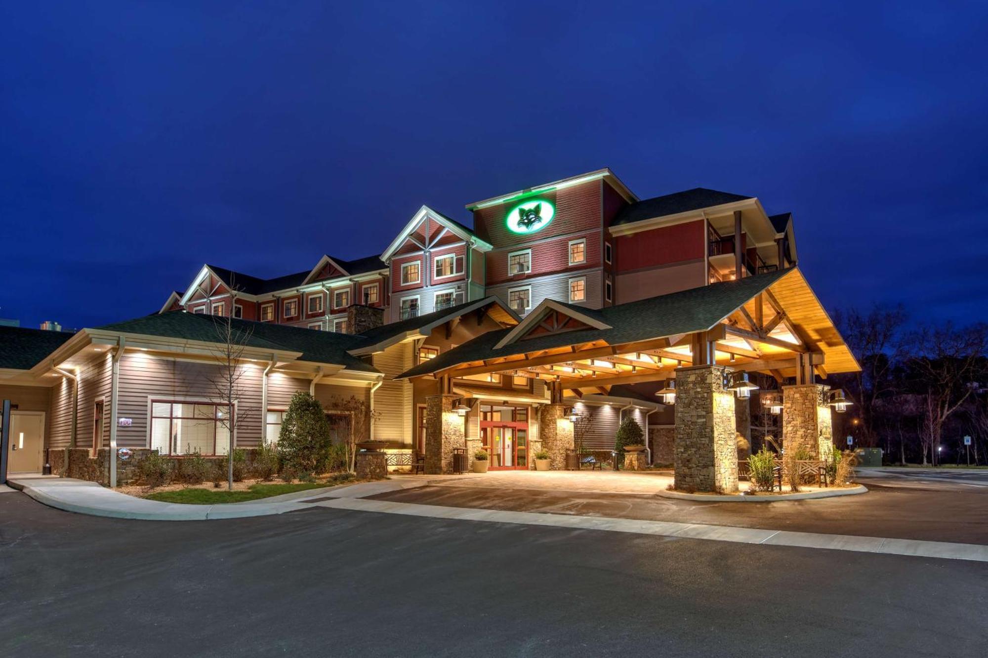 Black Fox Lodge Pigeon Forge, Tapestry Collection By Hilton Buitenkant foto