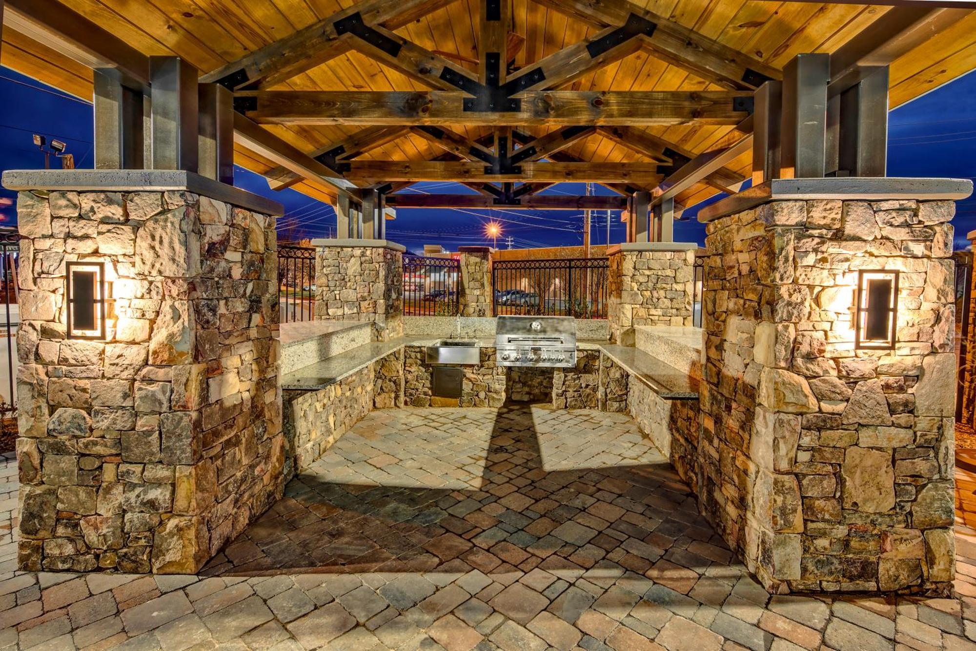 Black Fox Lodge Pigeon Forge, Tapestry Collection By Hilton Buitenkant foto